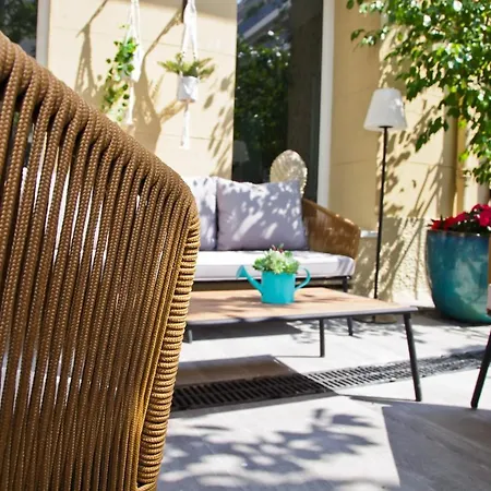 La Promenade Hotell 4*