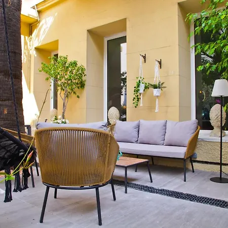 La Promenade Hotell 4*